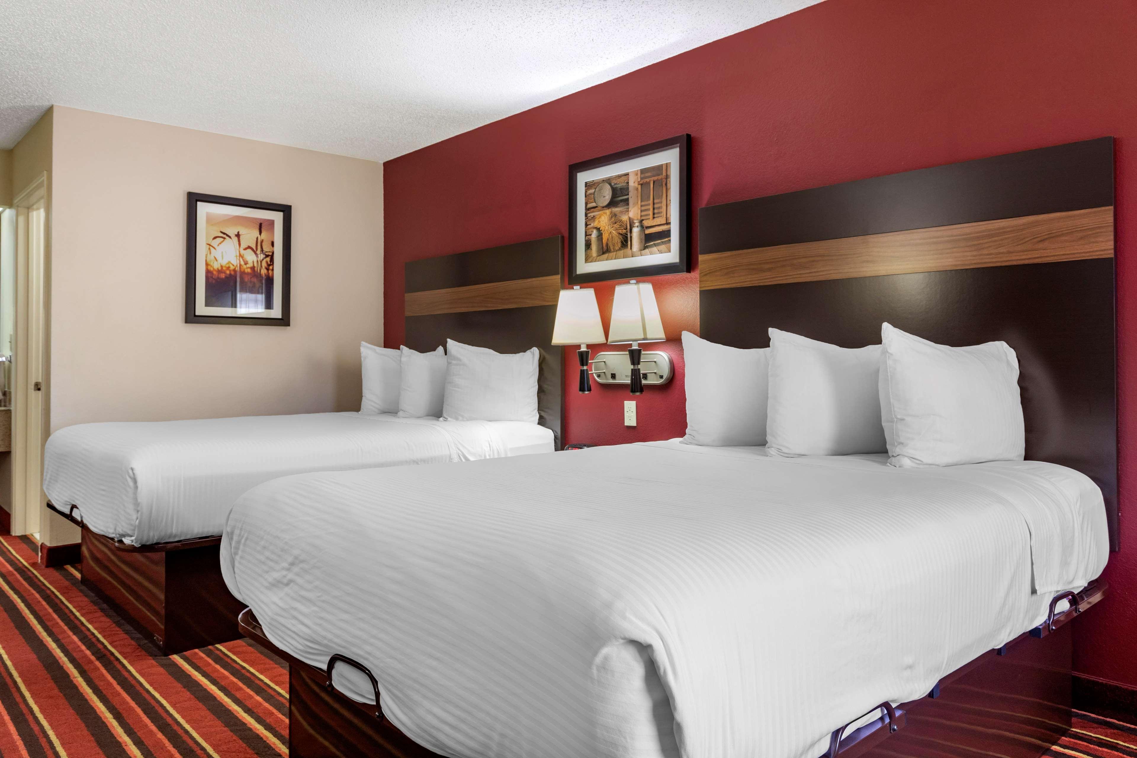 Best Western Lindale Inn Extérieur photo